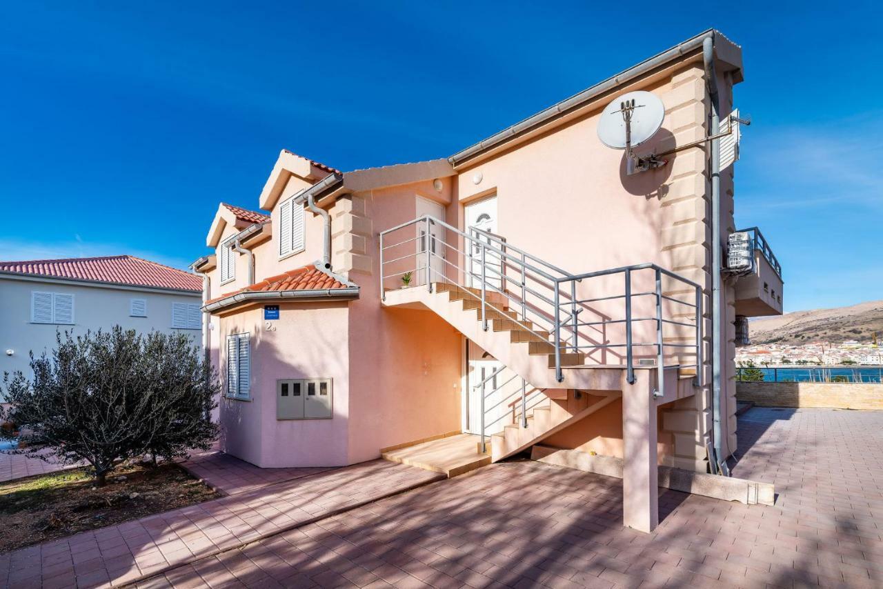 Apartments Matej Pag Town Zewnętrze zdjęcie