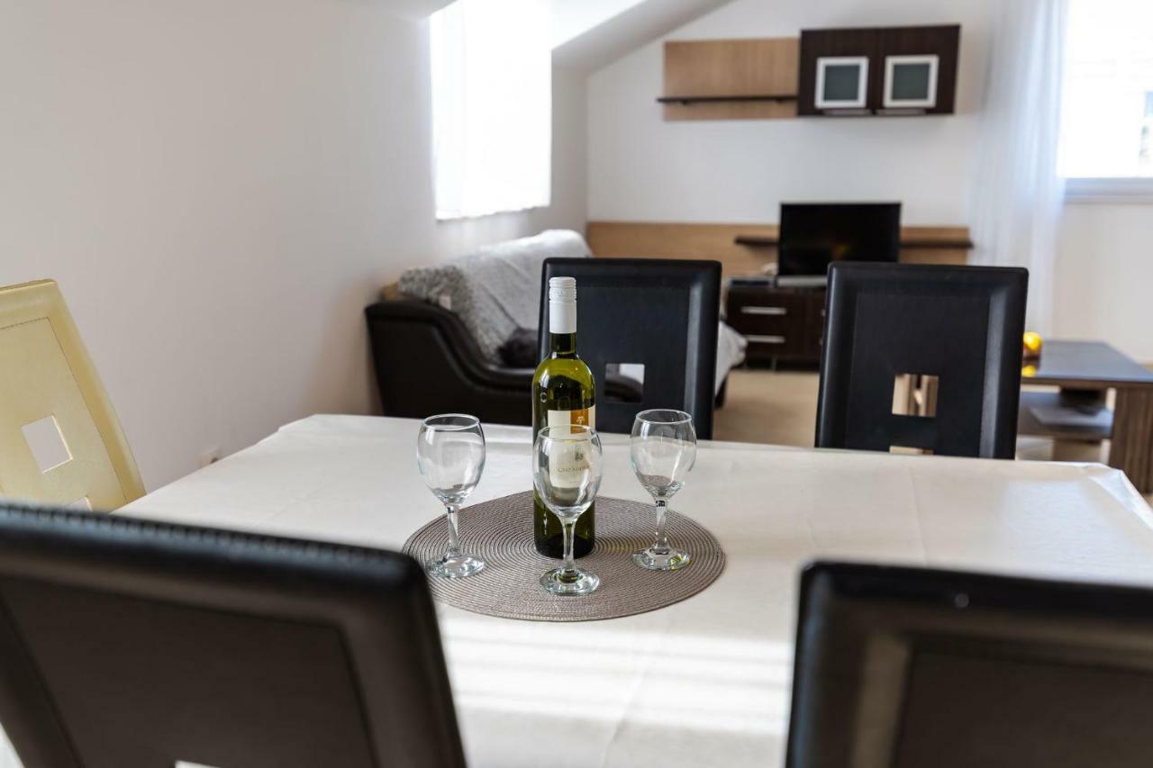 Apartments Matej Pag Town Zewnętrze zdjęcie