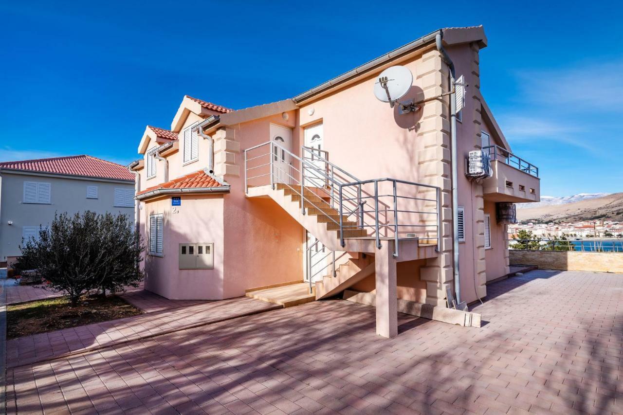 Apartments Matej Pag Town Zewnętrze zdjęcie